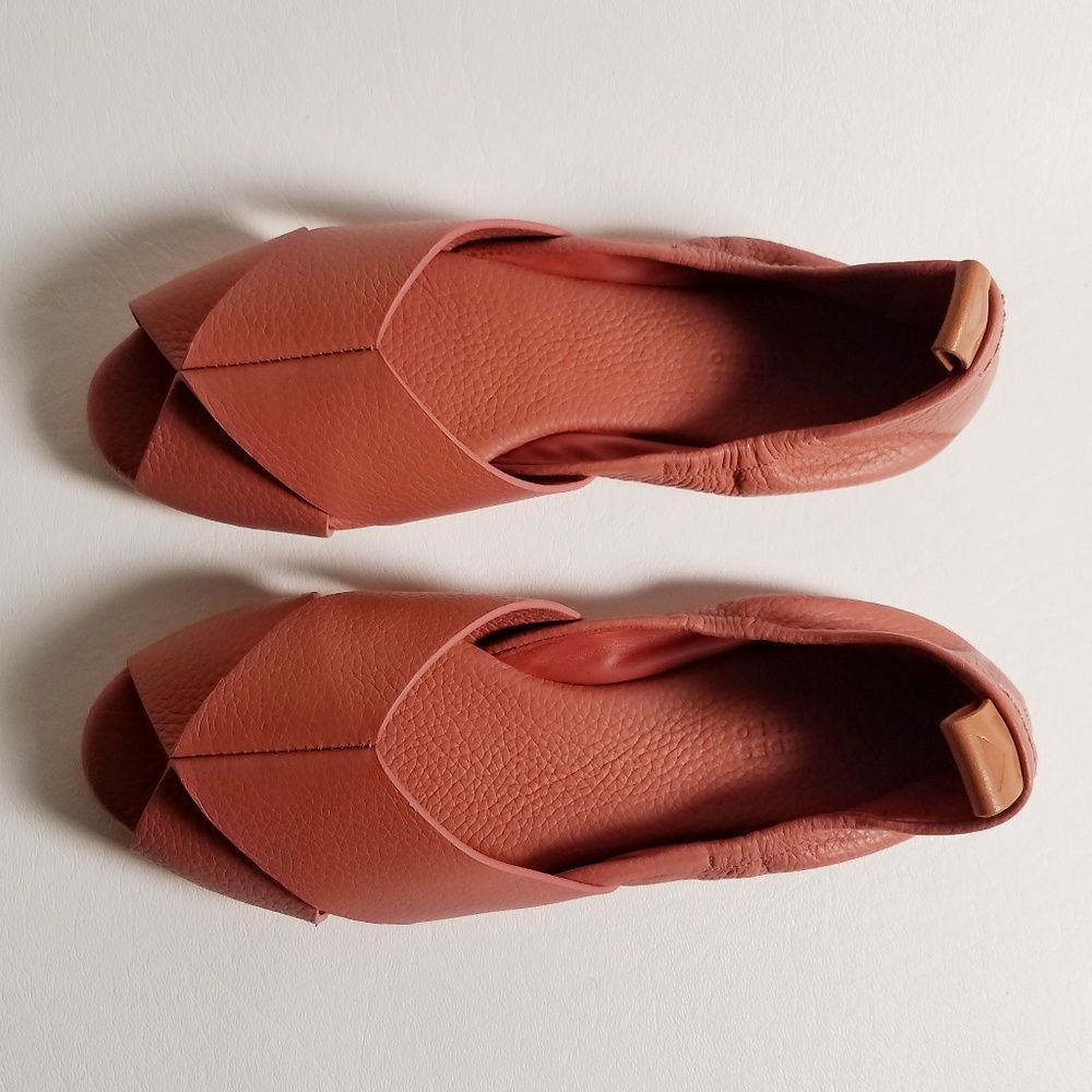 Mercedes Castillo Leather Sandals - Picture 4 of 8